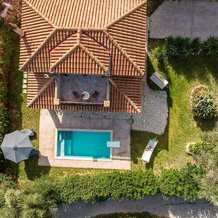 Casa Koukounaria